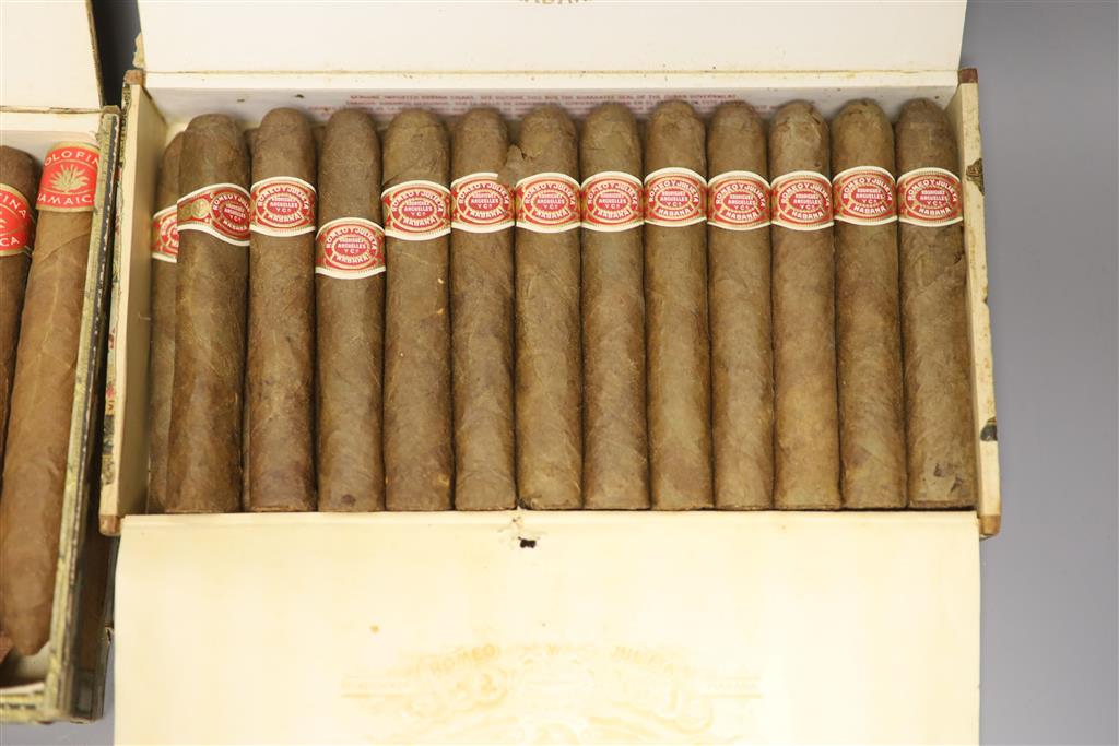 Two incomplete boxes of Cuban cigars